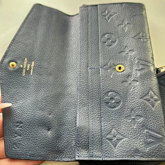 LOUIS VUITTON Curieuse Wallet Monogram Empreinte Leather Navy/Black - Picture 8 of 8